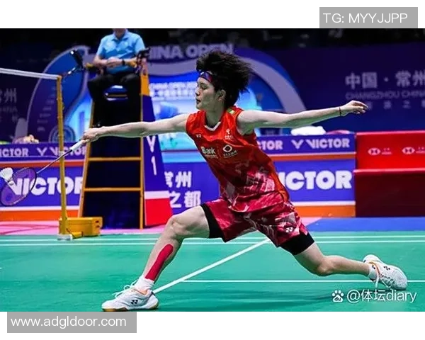 南京羽毛球队与武汉羽毛球队赛后技术分析与战术复盘探讨 南京羽毛球队与武汉羽毛球队赛后技术分析与战术复盘探讨